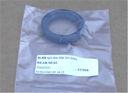 15) REAR SEAL 1500 from FM28,001 (1975)