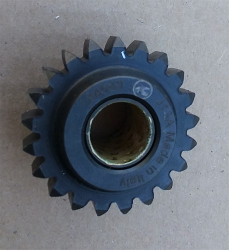 45) REVERSE GEAR 21 TOOTH 1500 from FM28,001 (1975)