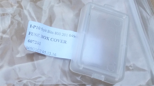 35a) FUSE BOX COVER GT6