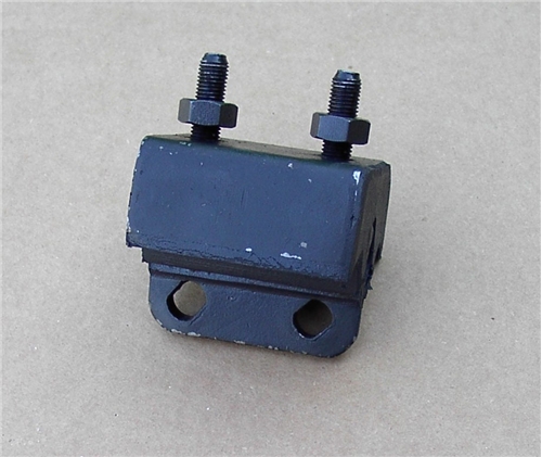 1) ENGINE MOUNTS (2req) GT6